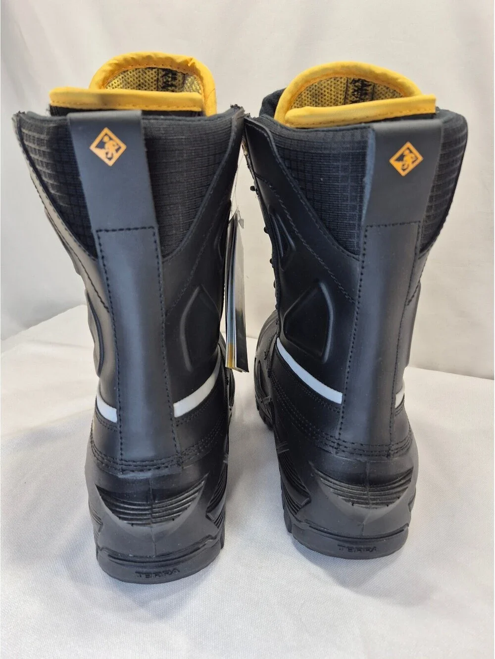 Terra Crossbow Boots Mens 10 Composite Toe Winter Insulated Safety Work NEW $289